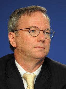 Eric Schmidt Hired as Google's First CEO
