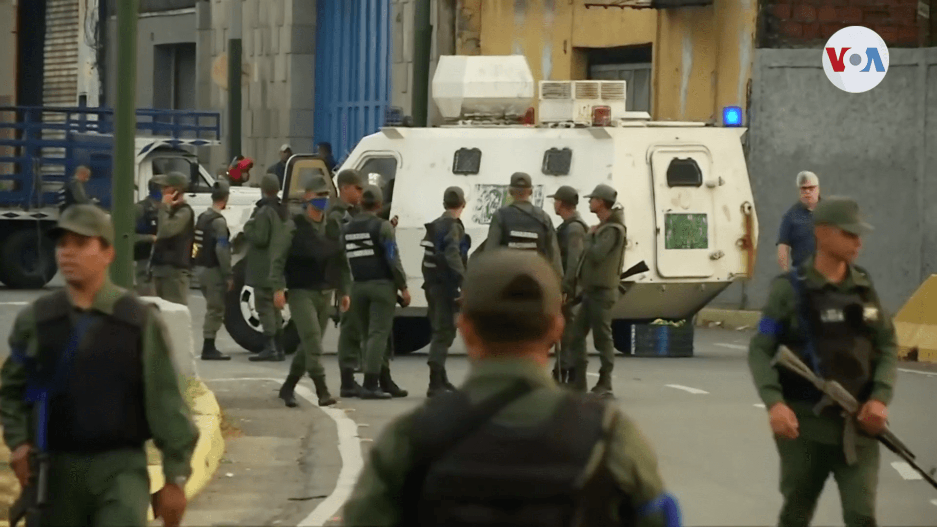 Moment image for Opposition Forces' Failed Attempt to Oust Nicolás Maduro