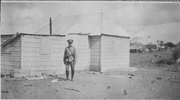 Rebel Urbina seizes Fort Amsterdam in Curaçao, kidnaps governor Fruytier.