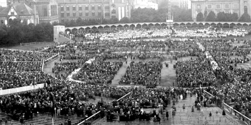 Moment image for First Latvian Song and Dance Festival: A Cultural Milestone in Latvian History.