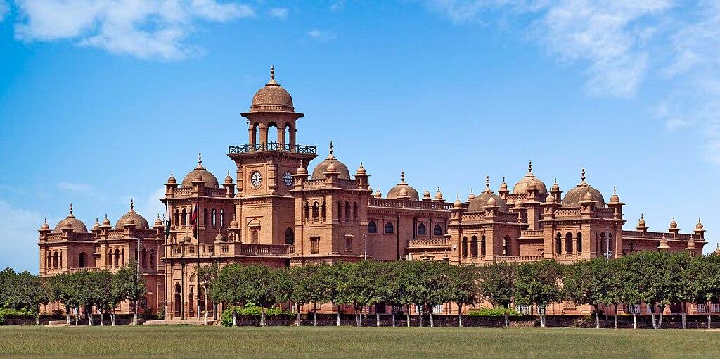 Moment image for Establishment of Islamia College in Peshawar