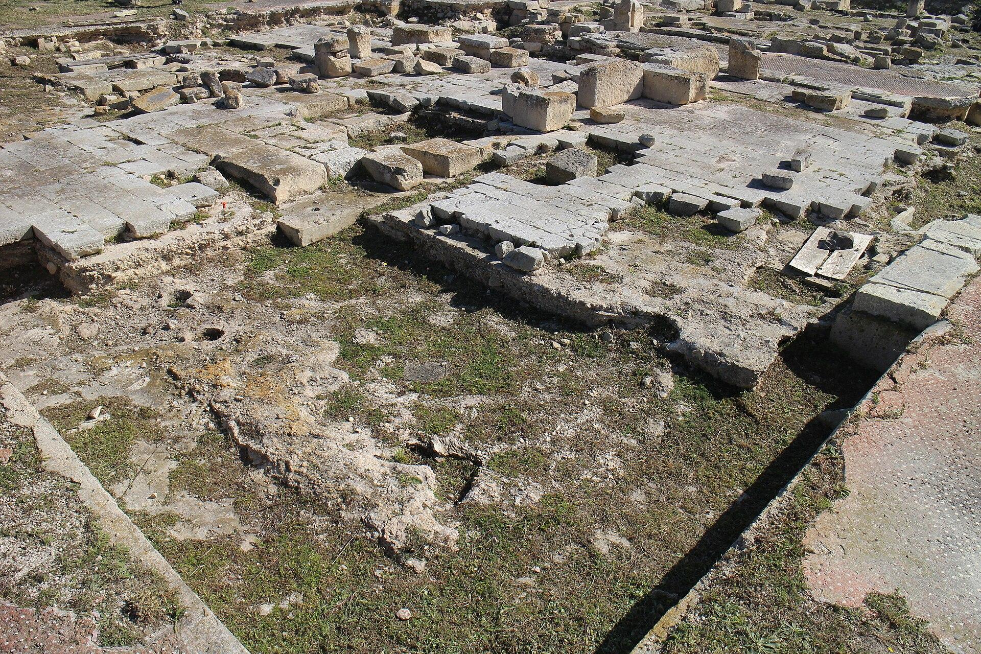 Moment image for Western Roman church constructed on Tas-Silġ megalithic temple ruins