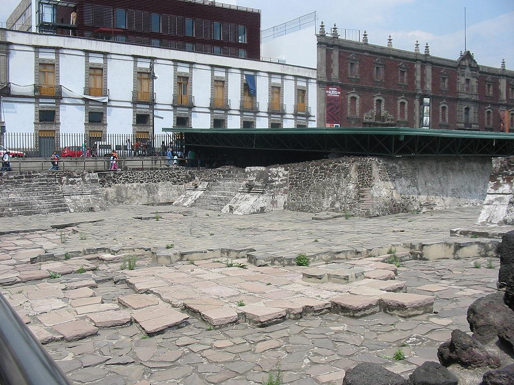 Moment image for Building the Templo Mayor in Aztec capital, Tenochtitlan reflects ancient Aztec religious practices and beliefs.