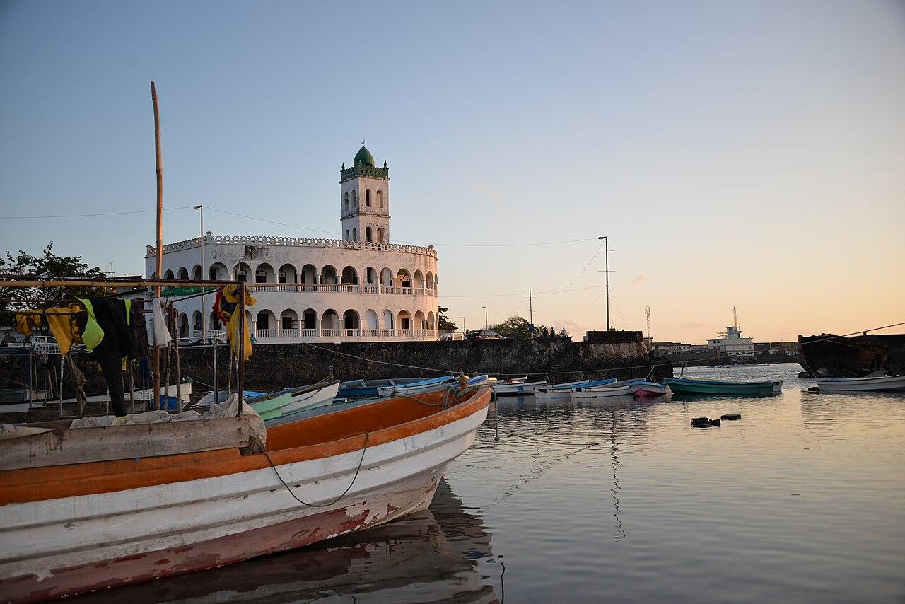 Moment image for History of Moroni's Old Friday Mosque