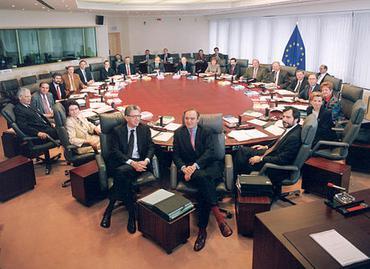 Moment image for Commission official resigns due to fraud scandal.