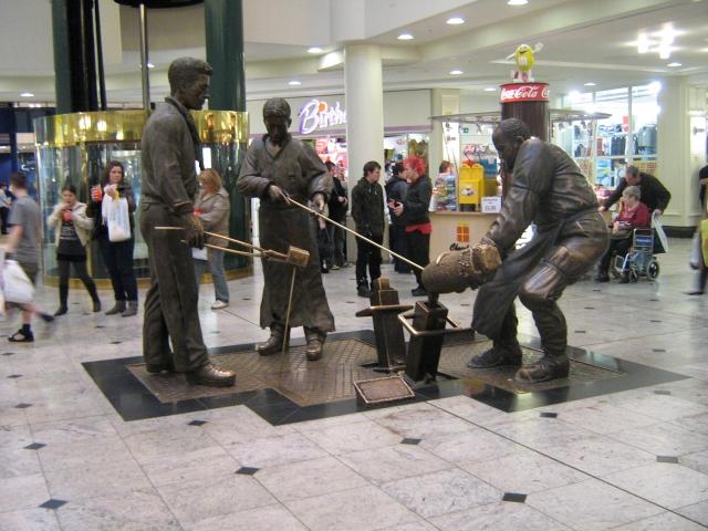 Moment image for Benjamin Huntsman developed crucible steel technique