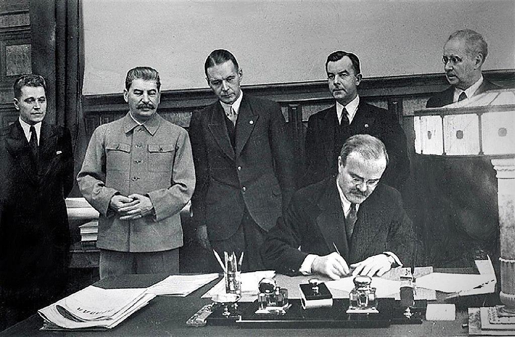 Moment image for Latvia signs Mutual Assistance Pact with Soviet Union