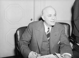 Dykstra becomes Director of Selective Service