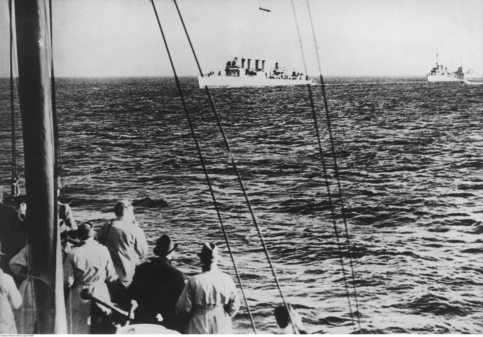 Moment image for Destroyers for Bases Agreement completed