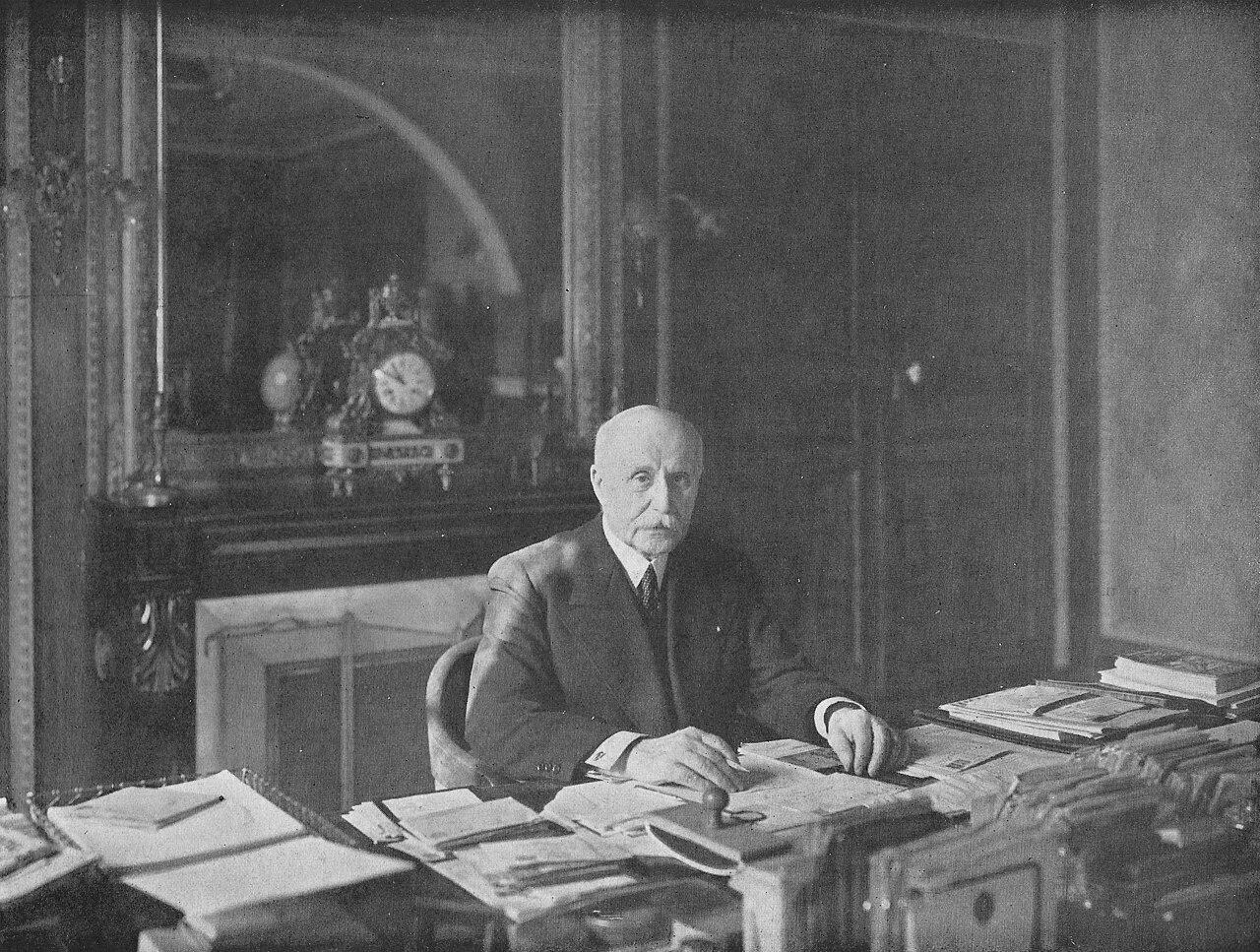 Moment image for Philippe Pétain becomes premier of France