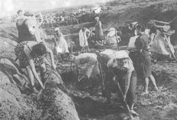 German forces close in on Leningrad