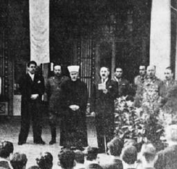 Pro-Axis Iraqi leader Rashid Ali al-Gaylani flees