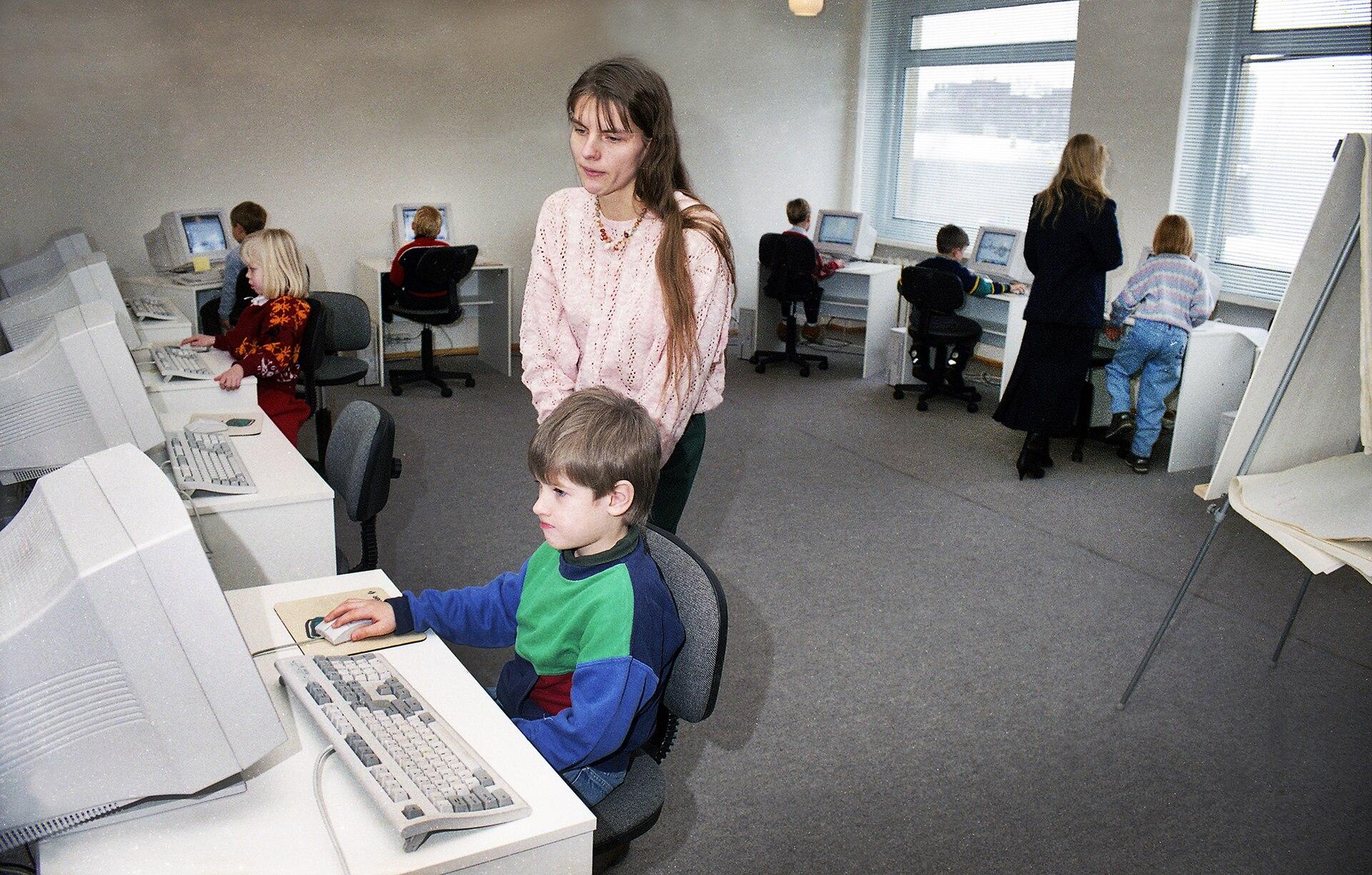 Moment image for Tiigrihüpe Program Launch by President Meri