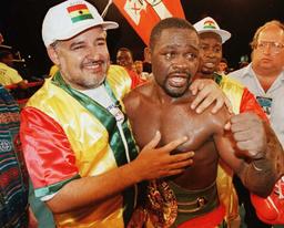 Azumah Nelson Wins the WBC Featherweight Title