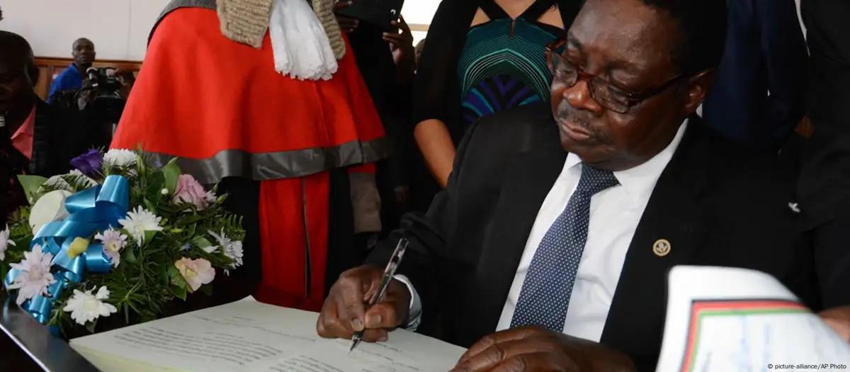 Moment image for Peter Mutharika Wins Presidential Election