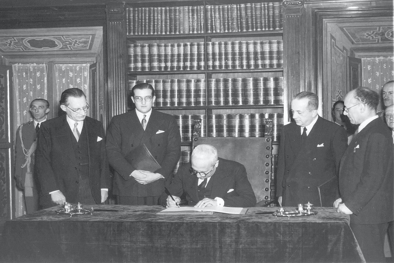 Moment image for The Historical Establishment of Italy's Constitution.
