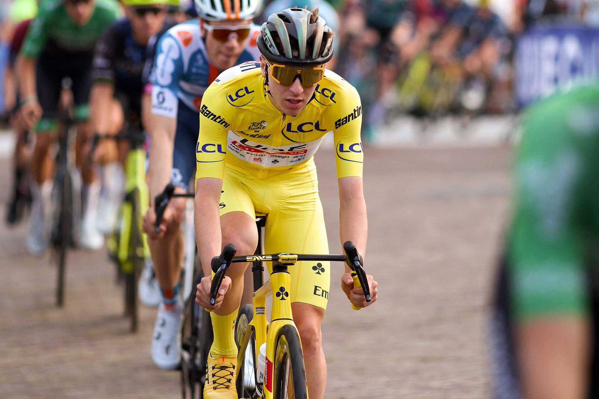 Moment image for Tadej Pogačar wins Tour de France for the third time