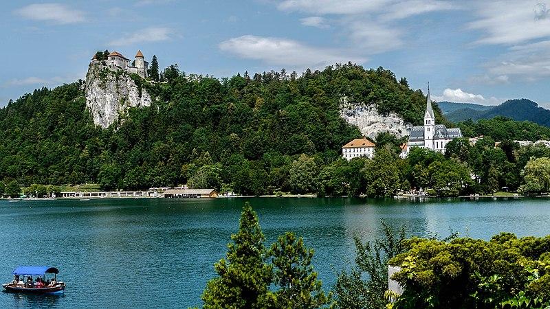 Moment image for Slovenia recognized by the National Geographic Society as the world's most sustainable country