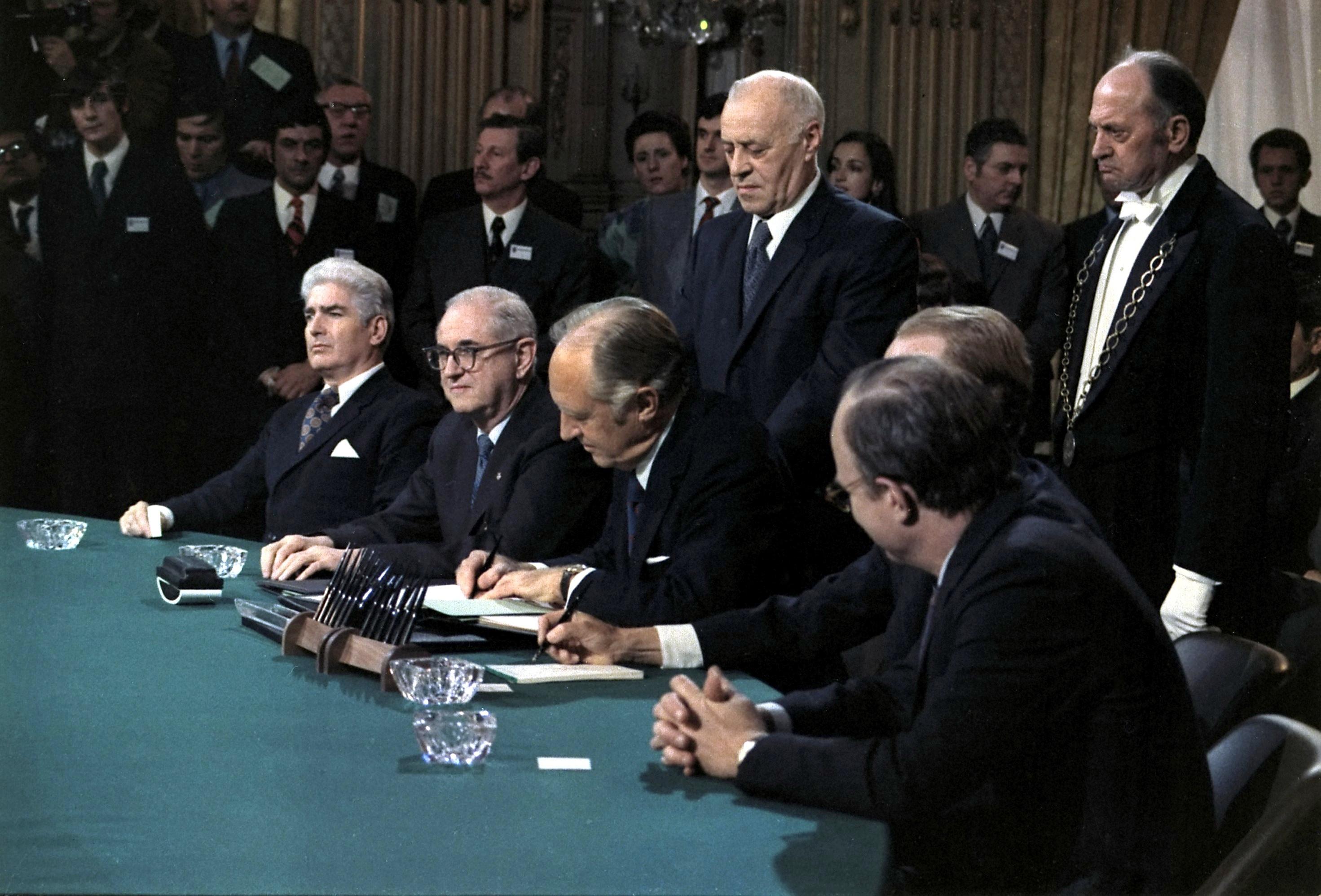 Moment image for Text Paris Peace Accords End Vietnam War