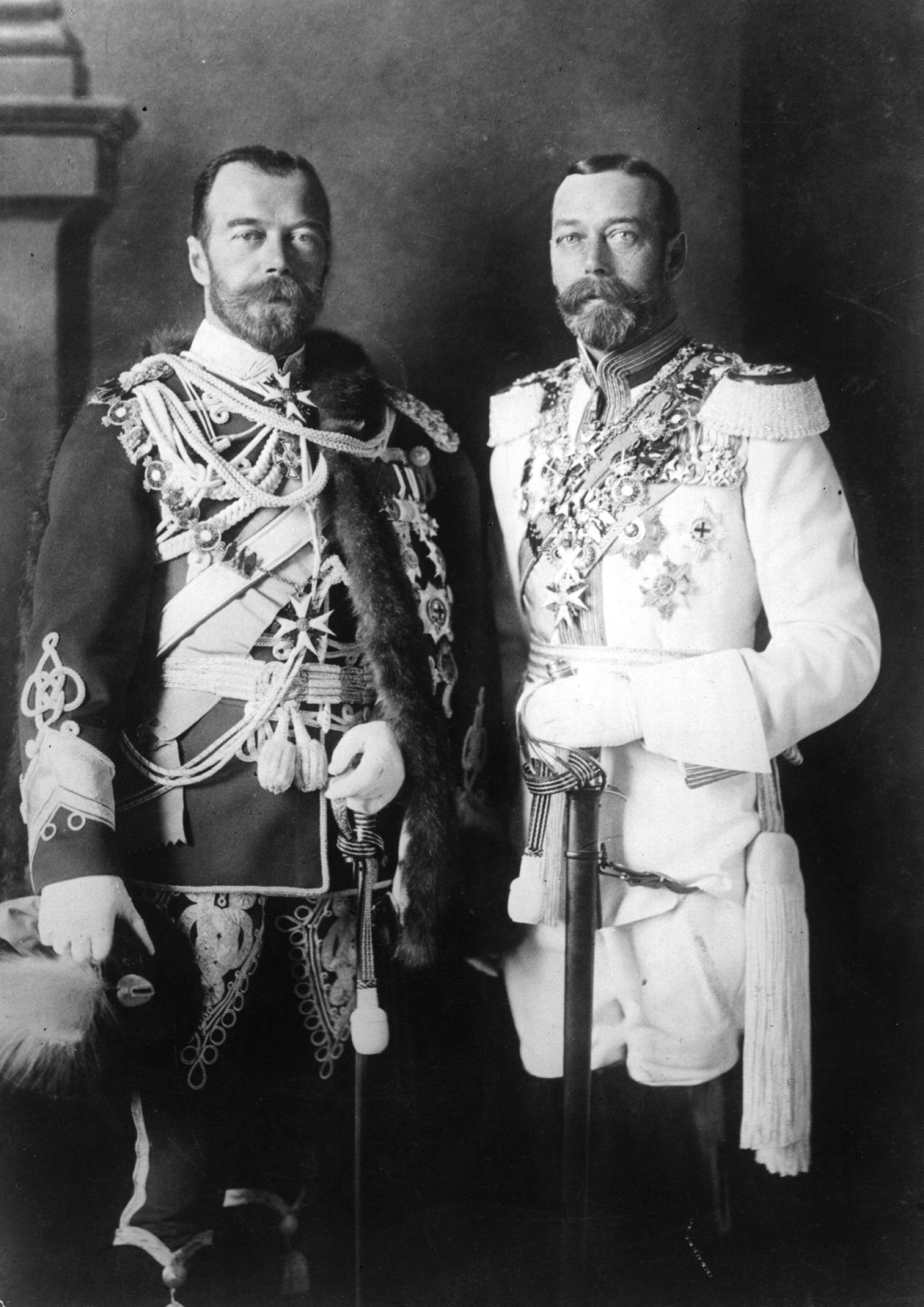 Moment image for Tsar Nicholas II Assumes Military Command Amidst WWI Challenges.