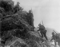 Stalemate and Survival: Winter on the Isonzo Front in World War I