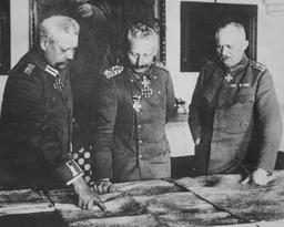 Germany's Unrestricted Submarine Warfare in World War I: Risky strategy with potential implications.