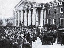 Civil Unrest in Petrograd Leads to Tsar's Downfall amid World War I