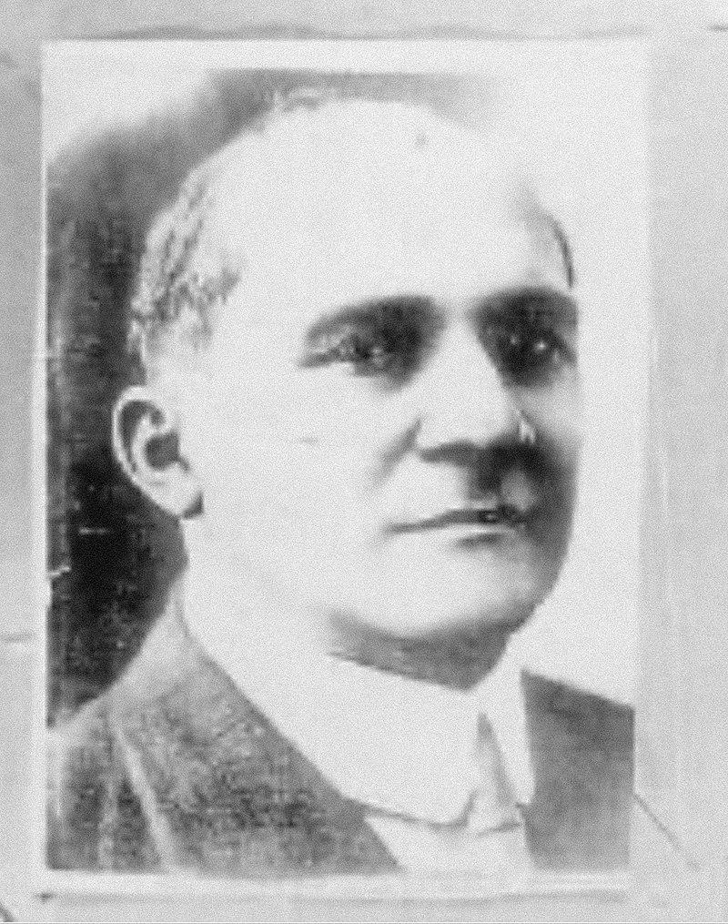 Moment image for Ciro Luis Urriola: Acting President of Panama for 3 months.