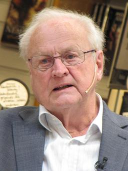 Nobel Prize Winners Revolutionize Neuroscience and Medicine with Signal Transduction Discoveries.