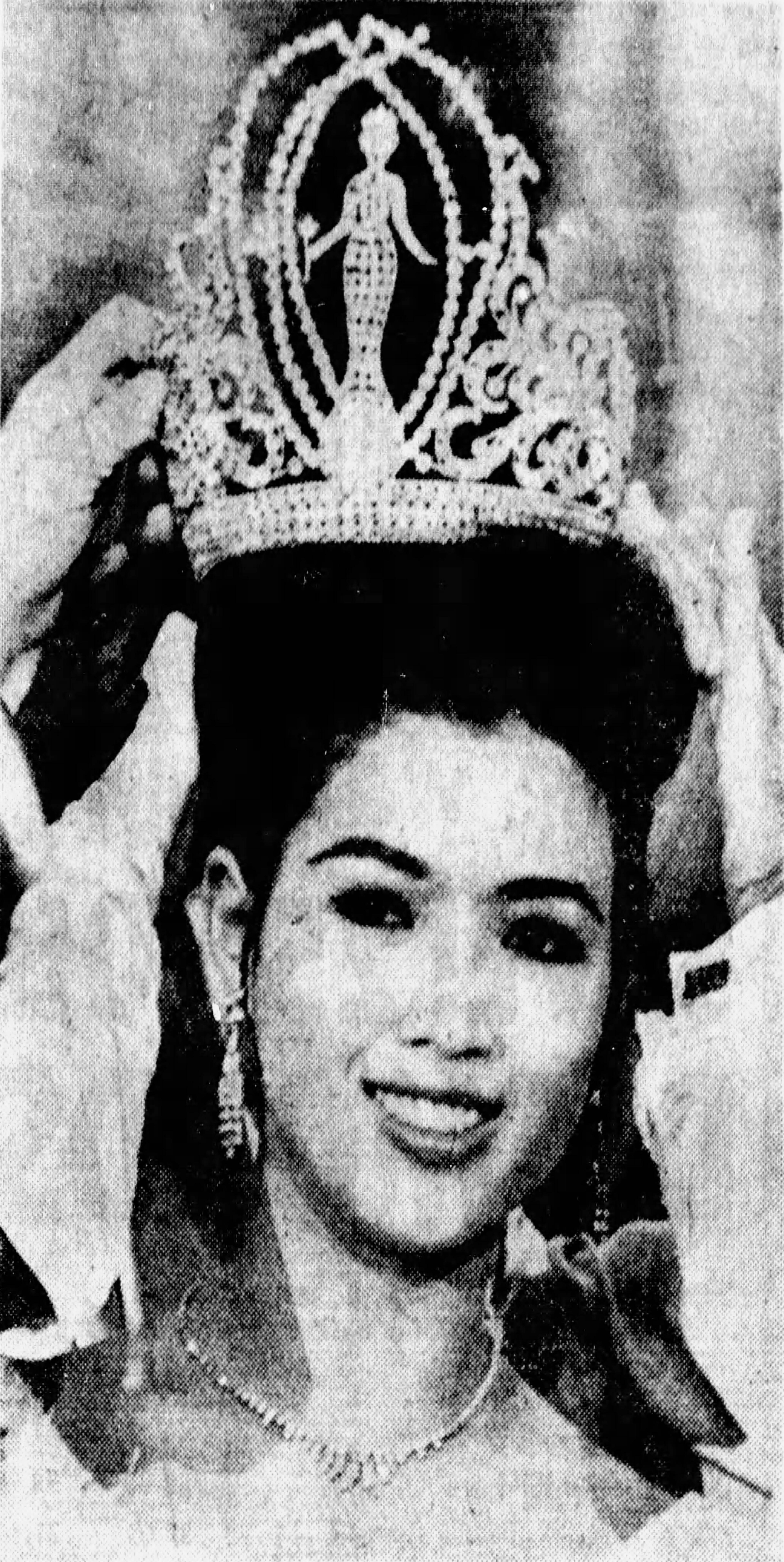 Moment image for Apasra Hongsakula: Thailand's Miss Universe Pioneer