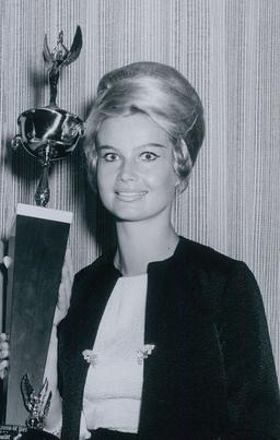 Marlene Schmidt: First German to Win Miss Universe Crown in the 1960s