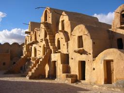 Historical significance and architectural features of Ksar Ouled Soltane in Tunisia's history.