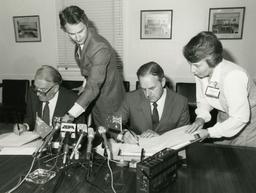 Closer Economic Relations Agreement with Australia Signed