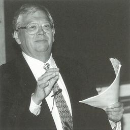 David Lange: 32nd Prime Minister, Fourth Labour government formed