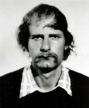 Moment image for Massacre in Aramoana: Thirteen Dead, Gunman Shot by Police