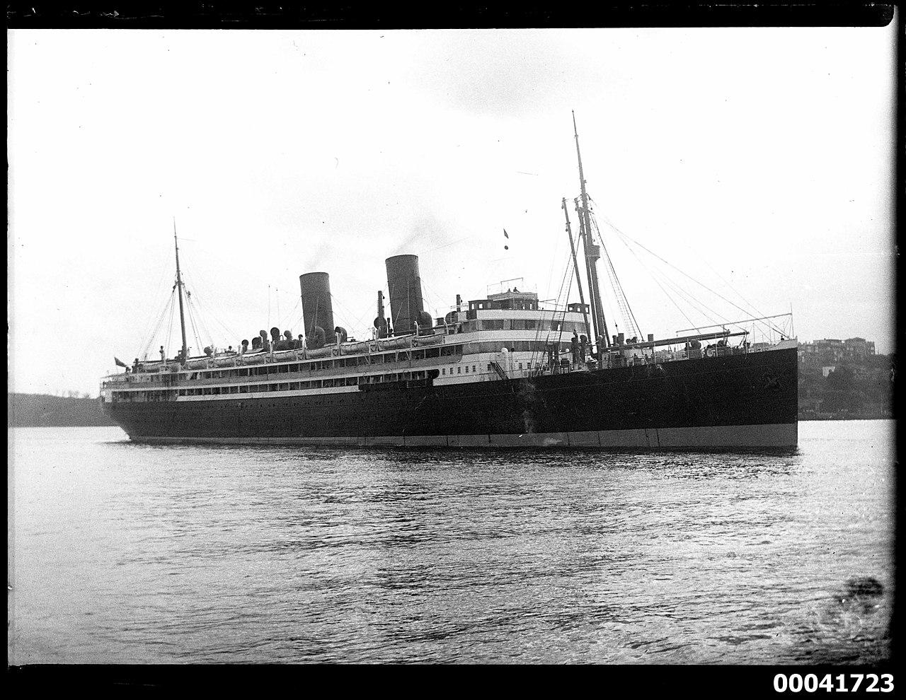 Moment image for Ship RMS Niagara strikes mine near Bream Head.