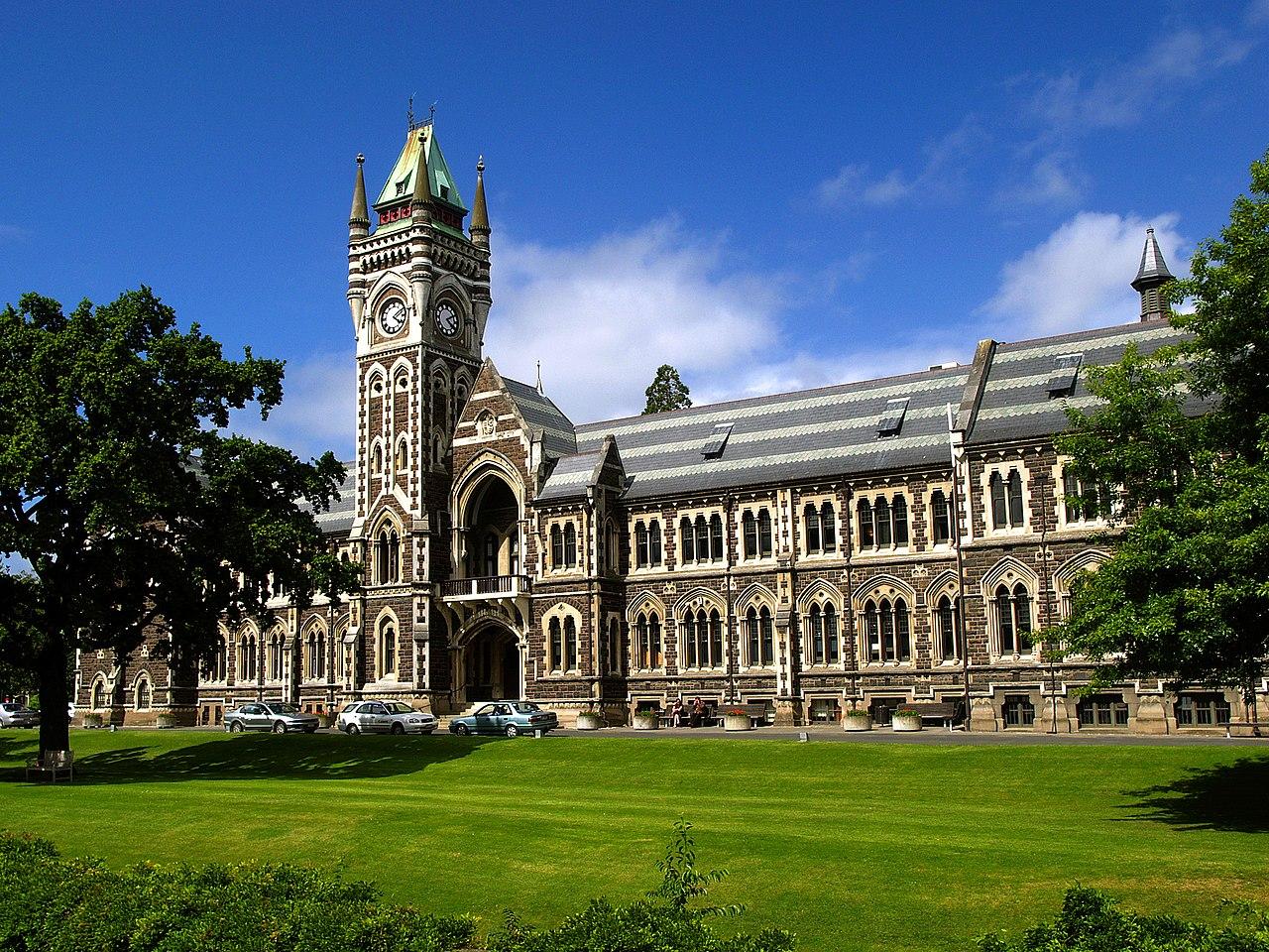Moment image for Thomas Burns establishes University of Otago in Dunedin.