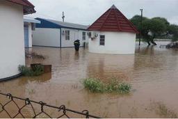 Floods displace 60,000 people