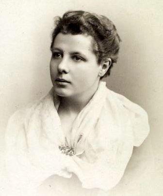 Moment image for Annie Besant's Trial and Reproductive Rights