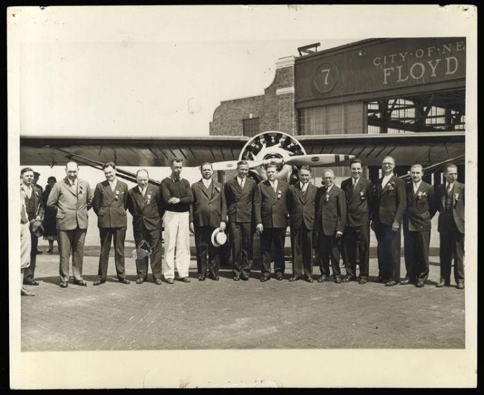 Moment image for Darius and Girenas' pioneering flight contribution to aviation history from emigrant pilots.