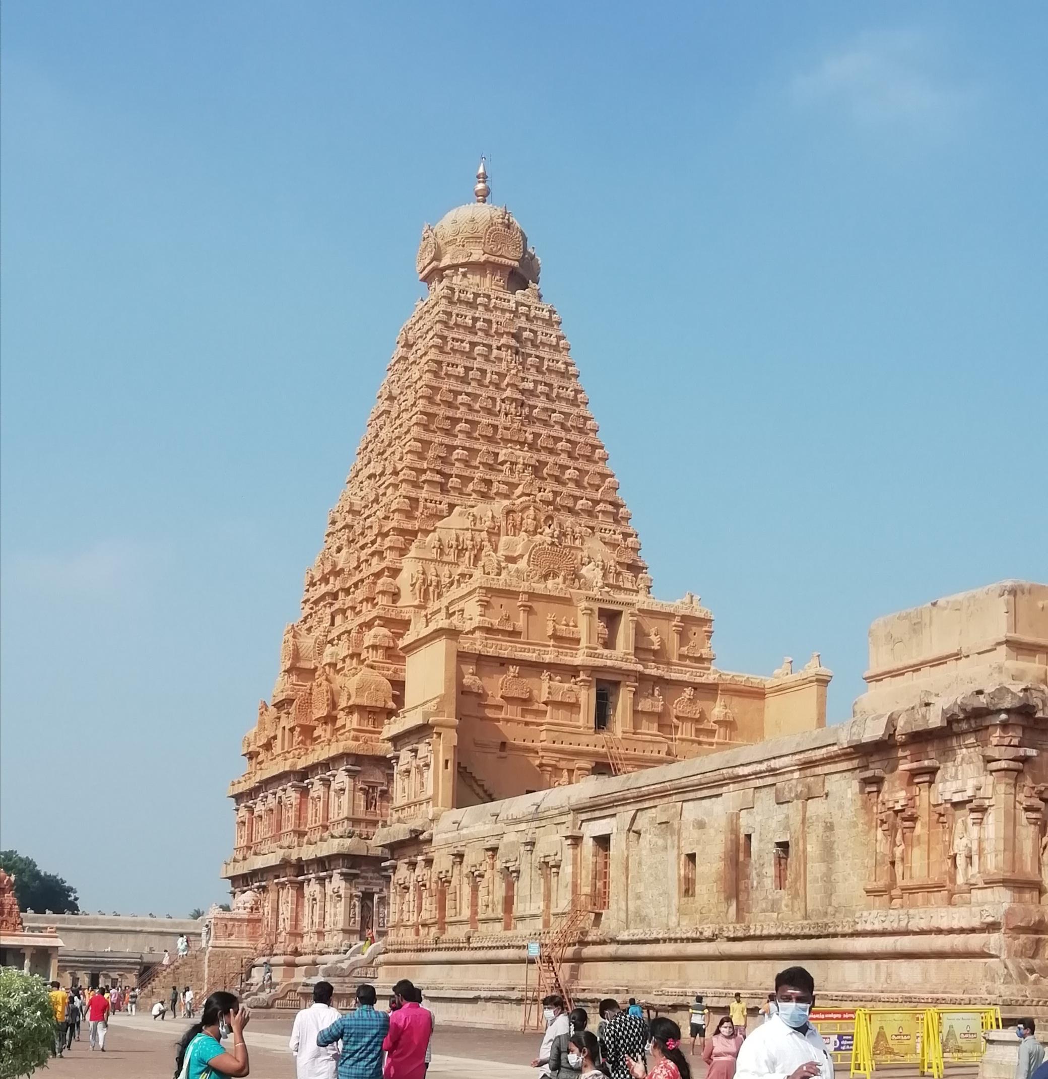 Moment image for Brihadisvara Temple in Thanjavur: Raja Raja Chola I's Legacy