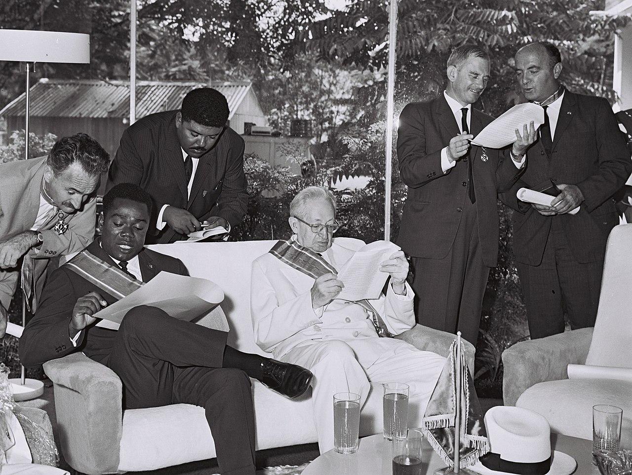 Moment image for President Dacko ousted by army commander Kolingba in coup.