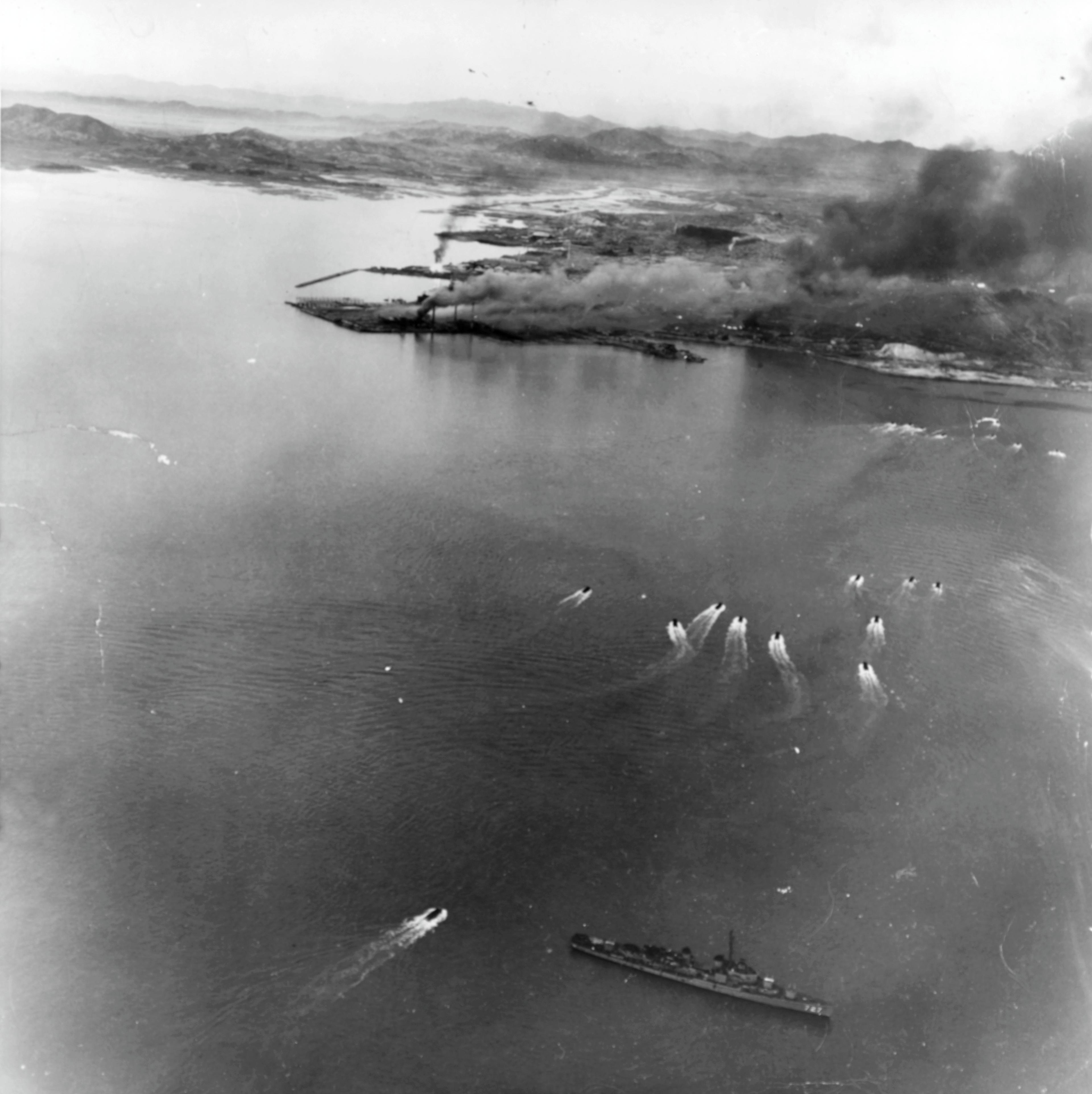 Moment image for Inchon Landing Shifts Momentum in Korean Conflict