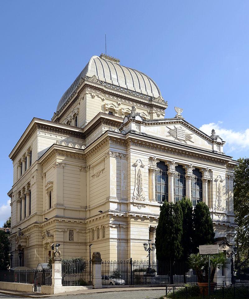 Moment image for Historic Visit: Pope John Paul II at Great Synagogue of Rome