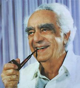 Government of Marshall resigns.