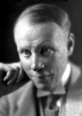 Moment image for Sinclair Lewis: Influential American Writer and Nobel Laureate in Literature