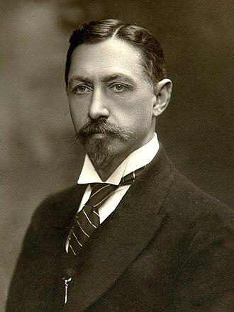 Moment image for Ivan Bunin: Nobel laureate for Russian prose, preserving literary tradition with unique personal style.