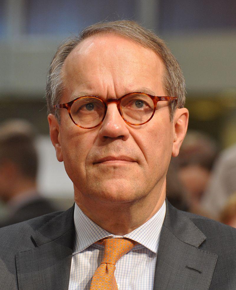 Moment image for Jorma Ollila Appointed as Non-Executive Chairman