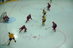 Russia/Soviet Union, Canada, Sweden win medals in Switzerland. Kloten and Bern host.