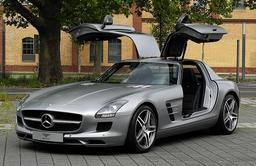 Overview of the Mercedes-Benz SLS AMG
